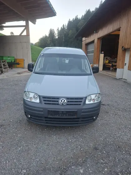 VW Caddy