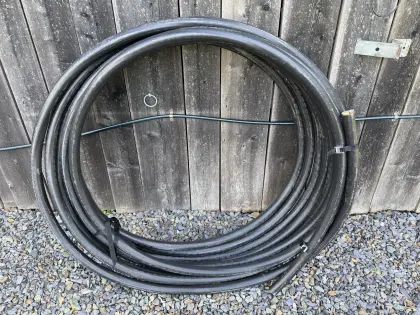 44 m Erdkabel, PVC-isoliert, E-AYY 4x240 SM SW Eca
