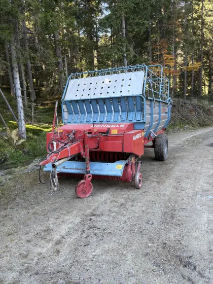 Mengele Ladewagen LW 250 T