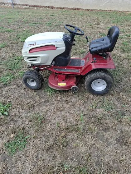 Verkaufe Gutbrod Rasenmäher-Traktor SLX96S