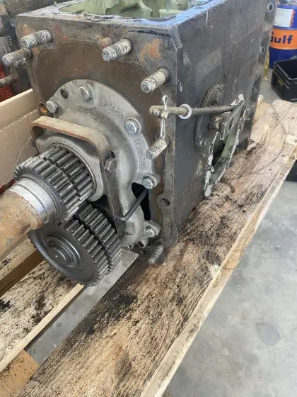 4-fach Zapfwelle für Steyr 8080, 8090