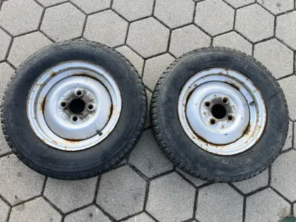 Anhänger Räder