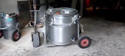 Westfalia Milchtank 450 l mit Sumpf, Transportwagen Typ 450