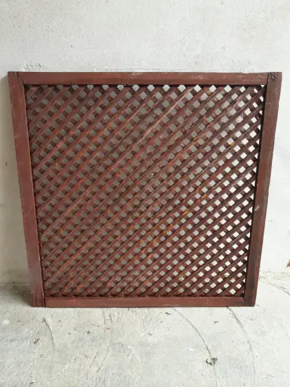 Holzgitter