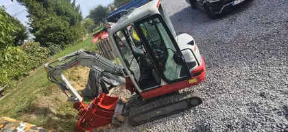 Takeuchi TB225, 7/23, Powertilt, Löffel neu