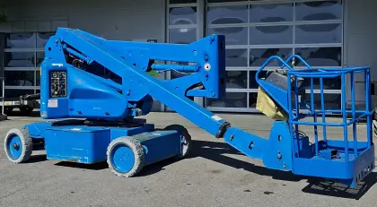 Teleskop-Arbeitshebebühne JLG N40E