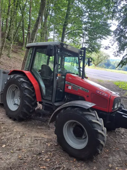 MASSEY FERGUSON 4235
