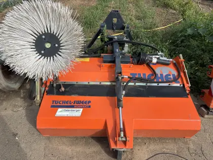 Kehrmaschine Tuchel-Sweep Kompakt
