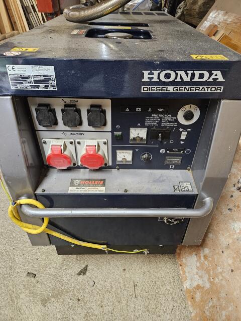 Honda Aggregat 12 kW EXT12D
