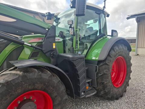 Fendt 724 Vario ProfiPlus mit Frontlader Quicke Q7L