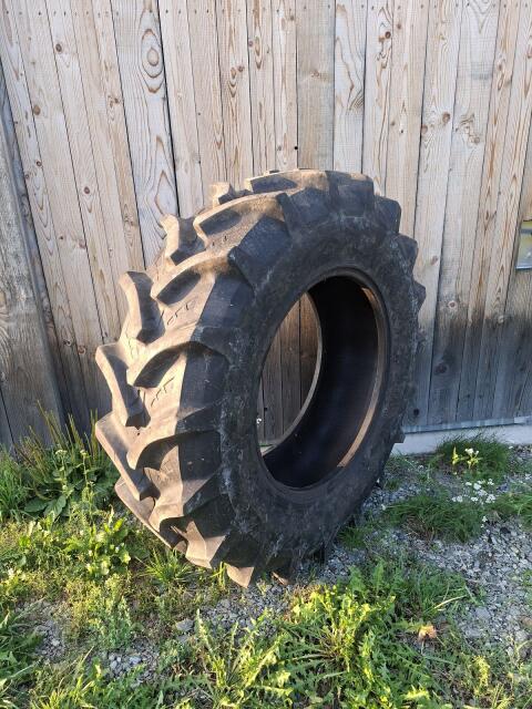 Reifen 420/85 R30