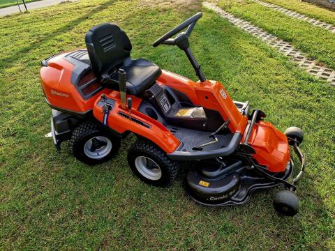 Husqvarna Rider R 214TC