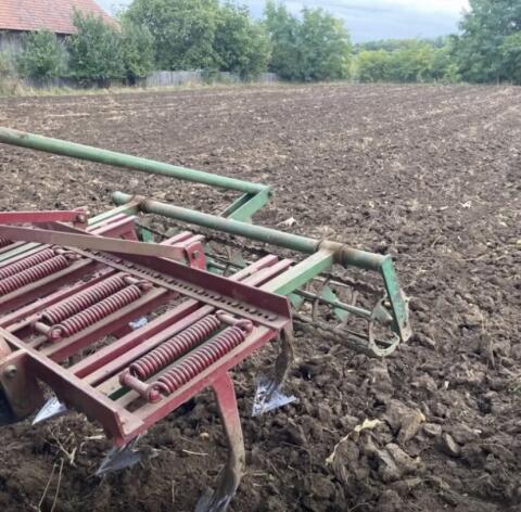 Weingartengrubber und Heger Schergerät, Mehrzweckgerät