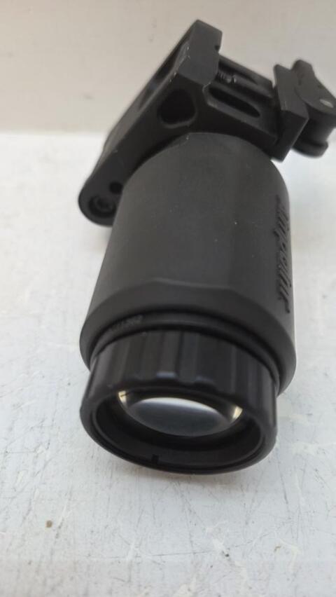 Aimpoint CompM3 Rotpunktvisier (4 MOA)