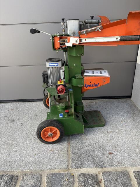 POSCH Spaltaxt 7,5 t Spezial Holzspalter