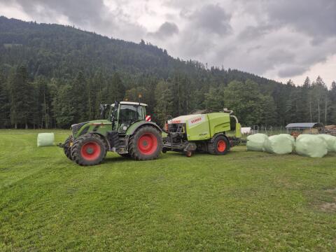 Claas Rollant 455 Uniwrap