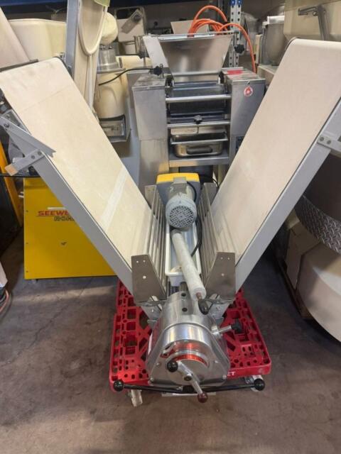 Ausrollmaschine, guter Zustand