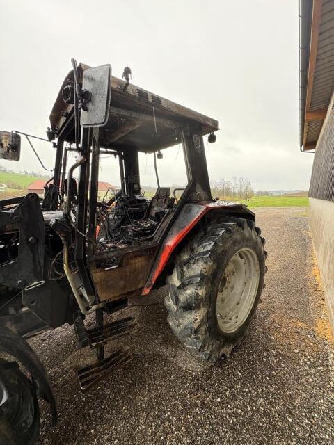 Suche Kabine für MF 3000
