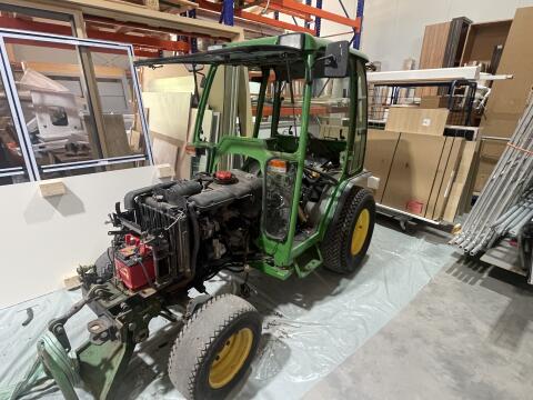 John Deere 4115 Kompakttraktor mit Kabine, Allrad