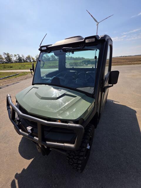 John Deere Gator XUV835M