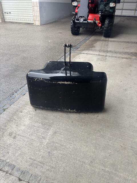 Frontgewicht 750 kg