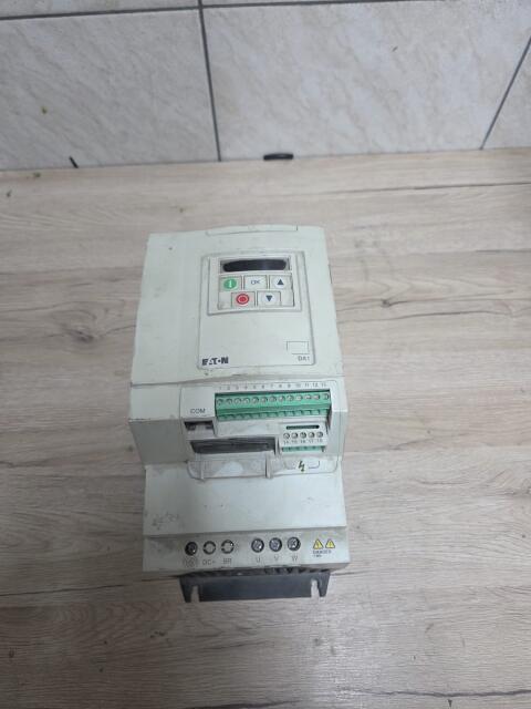 Eaton PowerXL DA1 Frequenzumrichter 7,5 kW 18 A FU (DA1-34018FB-A20N)