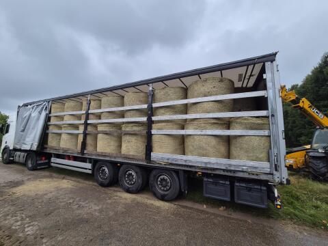 Heu in Rundballen von hervorragender Qualität