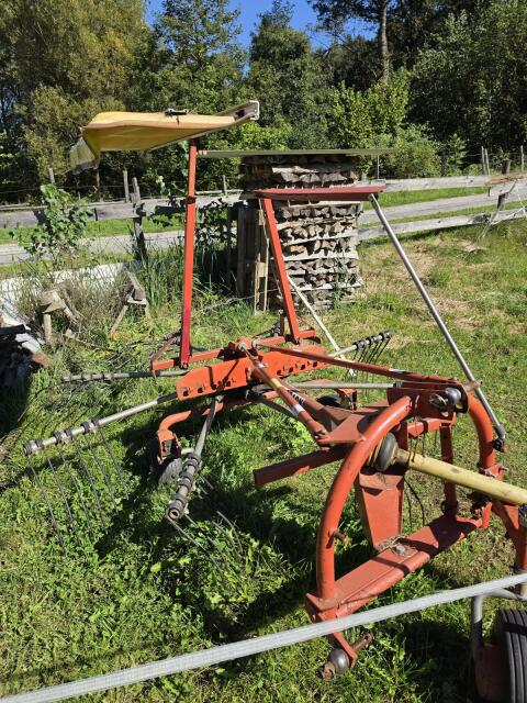 Schwader Fella TS286DN