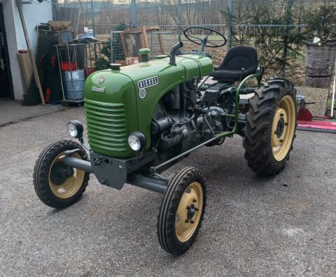 Traktor Steyr