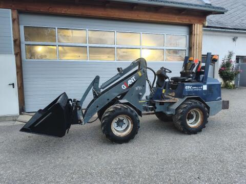 Hoftrac Giant V5001