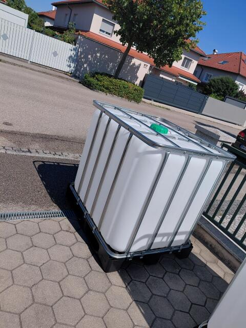 IBC-Wassertank neuwertig (Zustellung möglich)