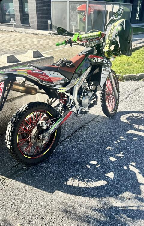 Aprilia, Preis VHB