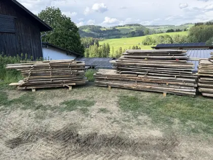 Holzpfosten