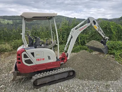 Takeuchi TB216