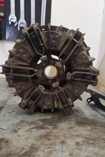 Druckplatte, Kupplungsscheibe Steyr 964