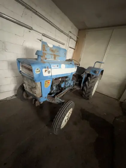 Ford 3000
