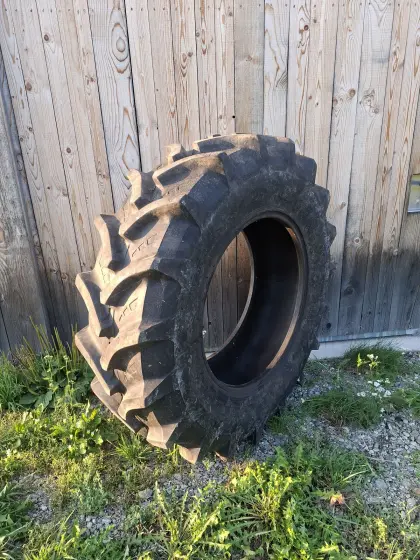 Reifen 420/85 R30