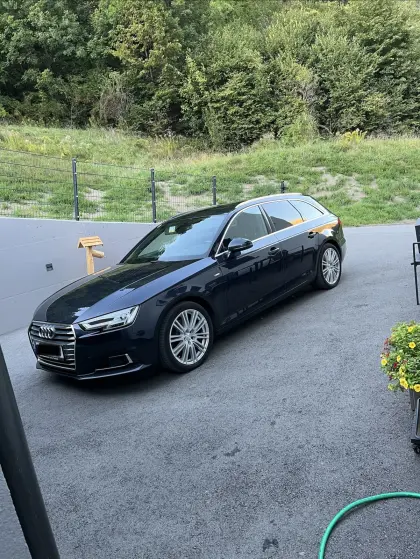 Audi A4 Quattro S line AHK B9