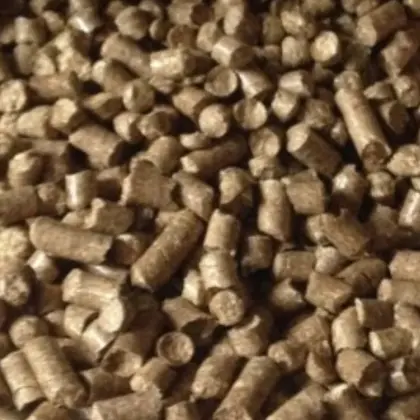 Premium Einstreu ab Werk: Rapsstrohpellets & Weizenstrohpellets