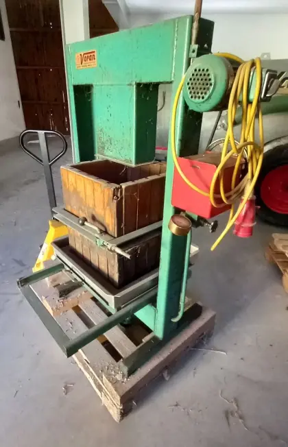 Mostpresse Voran