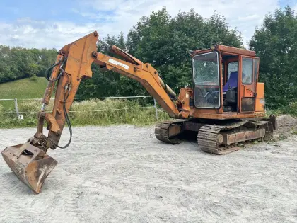 Bagger Schaeff HR 30