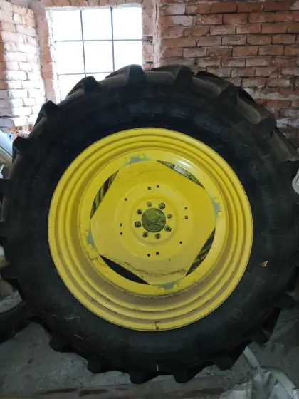 4 Stk. Traktorreifen John Deere Verstellfelge
