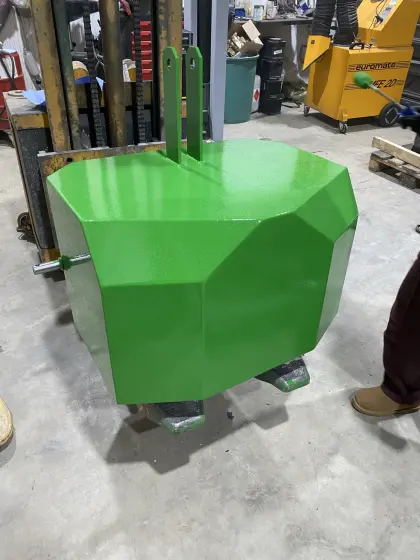 Frontgewicht mit Stahlmantel 600 kg