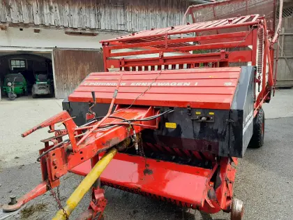 Pöttinger Erntewagen 1