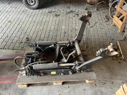 Hauer Fronthydraulik Kat. 3 Steyr
