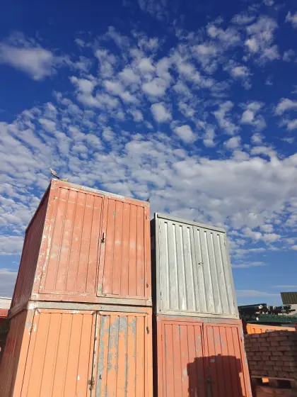 Container