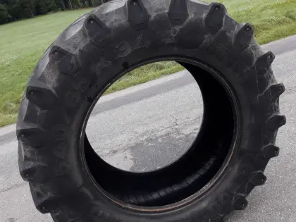 Reifen Pirelli 540/65-34