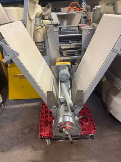 Ausrollmaschine, guter Zustand