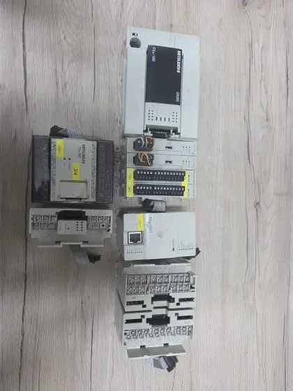 Mitsubishi MELSEC FX3U SPS-Komplettset mit Ethernet FX3U