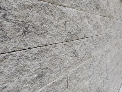 Friedl Mauersteine, Mauerblock Momento